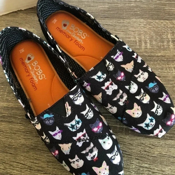HOST PICK!!! Cat Print  Bobs by Sketchers - Picture 1 of 9
